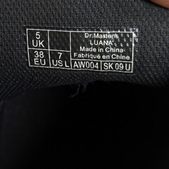 Dr Martens Luana Boots EUC Size 7 S2999 - Picture 10 of 11